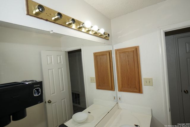 14034 EMERALD CREEK, San Antonio, TX 78230