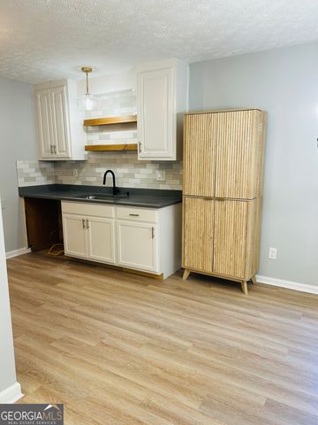 8908 Thomas Road, Jonesboro, GA 30238