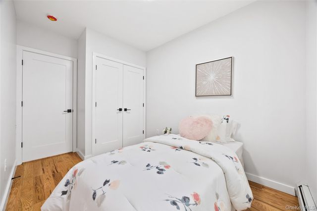 518 Morris Park Avenue, Bronx, NY 10460