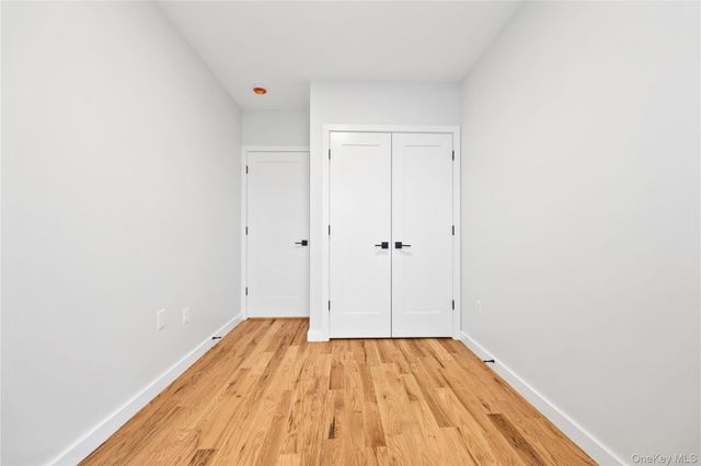 518 Morris Park Avenue, Bronx, NY 10460