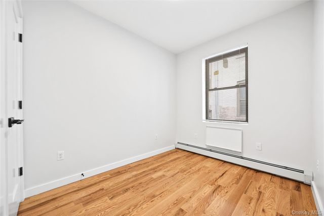 518 Morris Park Avenue, Bronx, NY 10460