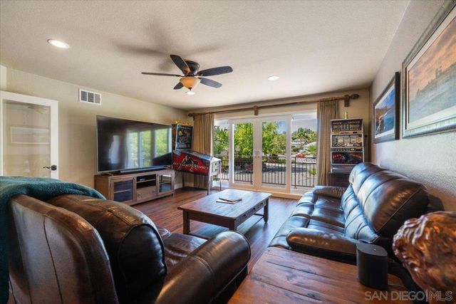 16879 Saint Andrews, Poway, CA 92064