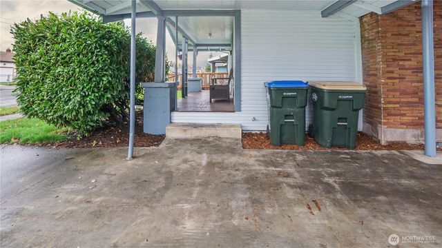 322 S Diamond Street, Centralia, WA 98531