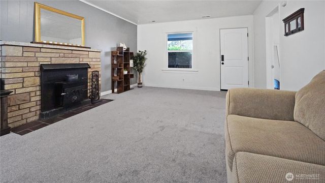 322 S Diamond Street, Centralia, WA 98531