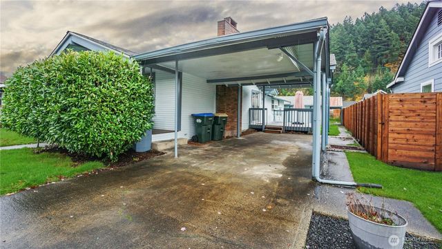 322 S Diamond Street, Centralia, WA 98531
