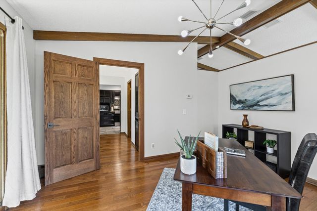 8600 Northwood Parkway, New Hope, MN 55427