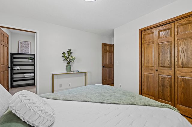 8600 Northwood Parkway, New Hope, MN 55427