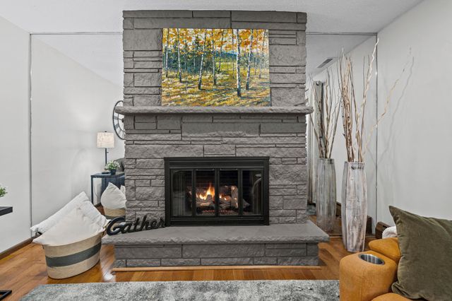 8600 Northwood Parkway, New Hope, MN 55427