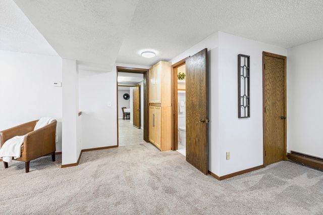 8600 Northwood Parkway, New Hope, MN 55427