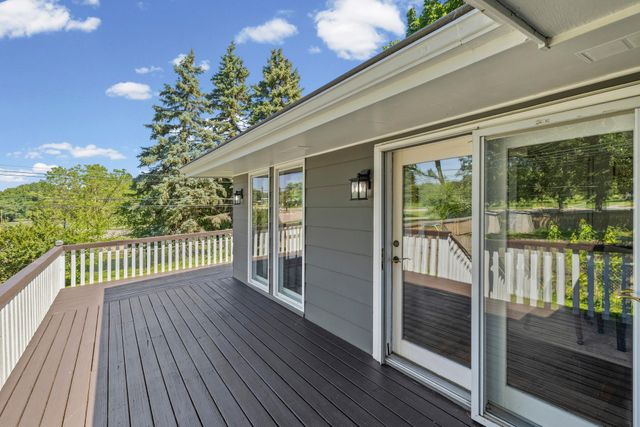 8600 Northwood Parkway, New Hope, MN 55427