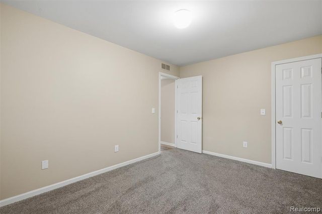 27729 Harrison Woods Lane, Harrison Twp, MI 48045