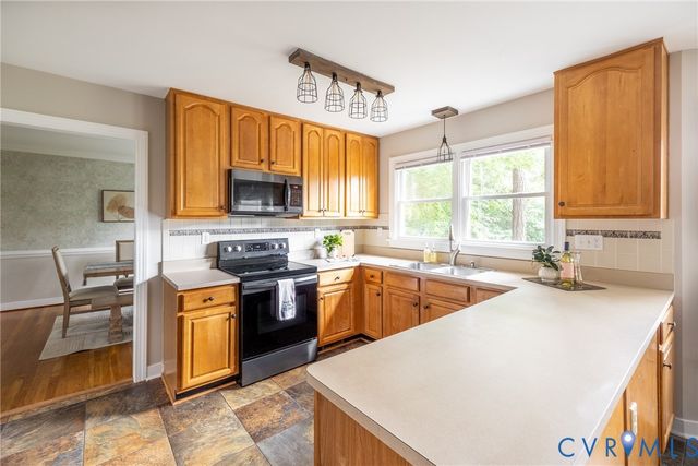 5712 Bradington Ct, Henrico, VA 23059