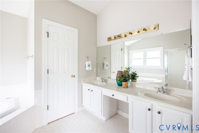 5712 Bradington Ct, Henrico, VA 23059