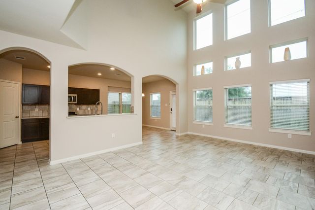 718 Palo Alto Court, Rosharon, TX 77583