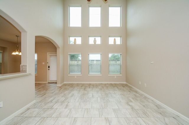 718 Palo Alto Court, Rosharon, TX 77583