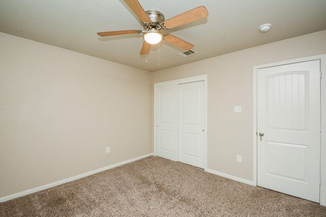 718 Palo Alto Court, Rosharon, TX 77583