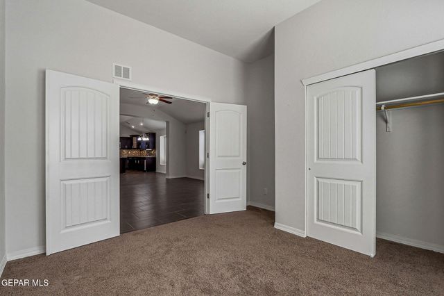 11381 Bullseye Street, El Paso, TX 79934