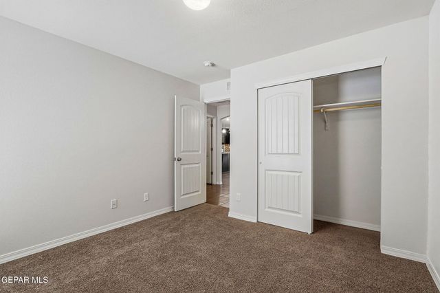 11381 Bullseye Street, El Paso, TX 79934