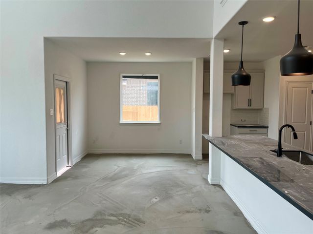 21914 Pecan Buff Drive, Waller, TX 77484