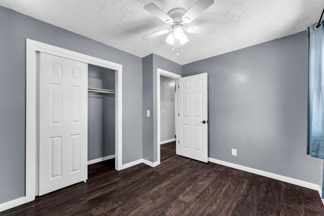 23 S Hillside Drive, Nixa, MO 65714