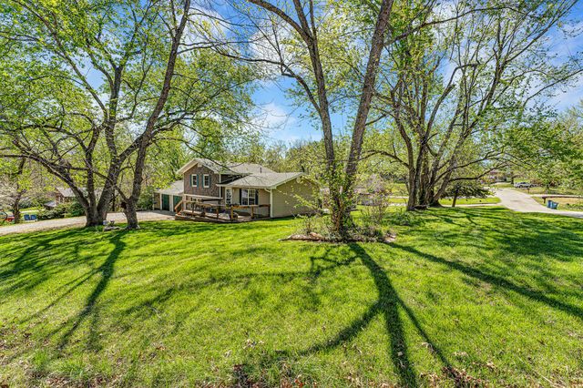 23 S Hillside Drive, Nixa, MO 65714
