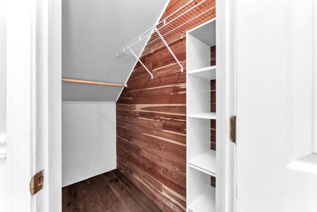 23 S Hillside Drive, Nixa, MO 65714