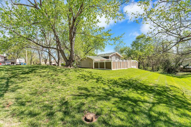 23 S Hillside Drive, Nixa, MO 65714