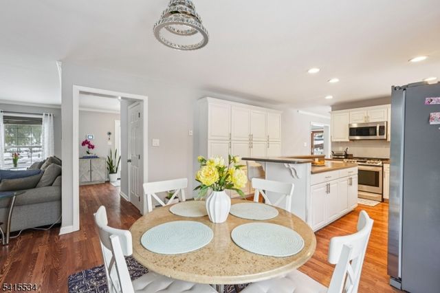 14 Sweetman Ln, West Milford Twp., NJ 07480