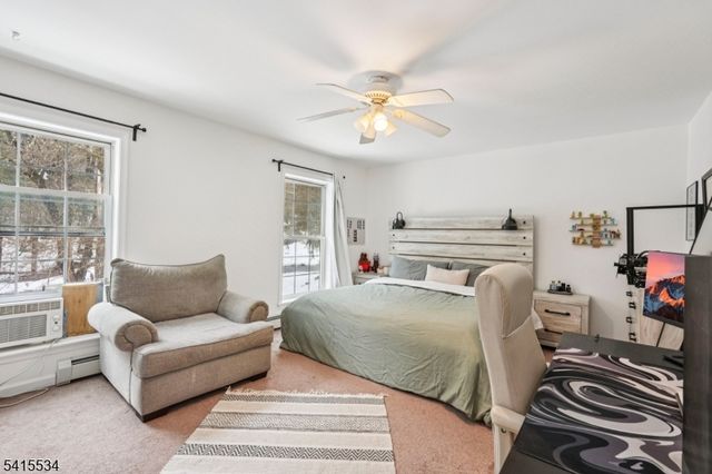 14 Sweetman Ln, West Milford Twp., NJ 07480