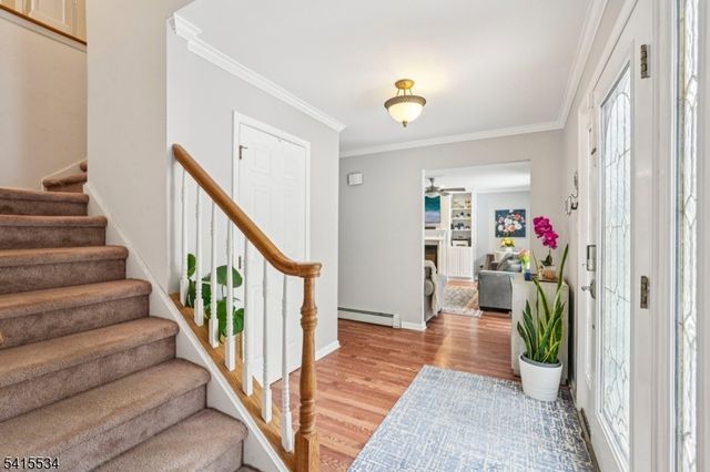 14 Sweetman Ln, West Milford Twp., NJ 07480