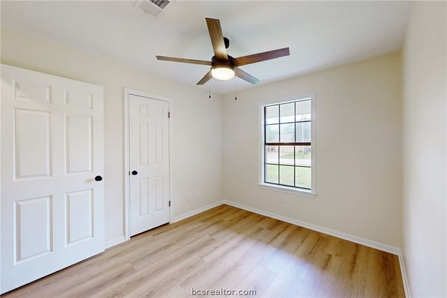 1713 Laura Lane, College Station, TX 77840