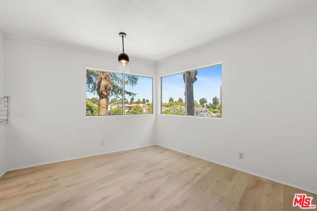 222 7th Street 301, Santa Monica, CA 90402