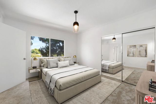 222 7th Street 301, Santa Monica, CA 90402