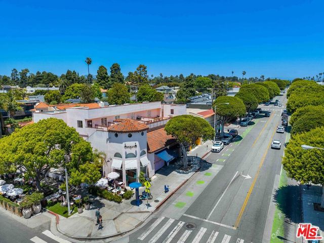 222 7th Street 301, Santa Monica, CA 90402