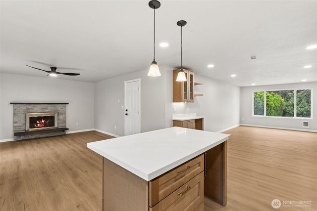 8930 Quinault Loop NE, Olympia, WA 98516