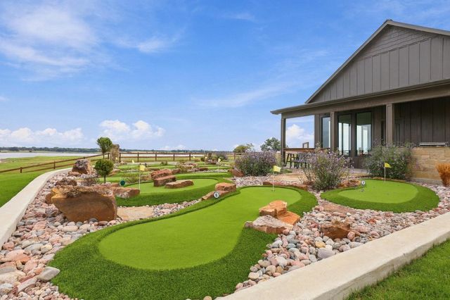 415 Sunrise Drive, Dodd City, TX 75438