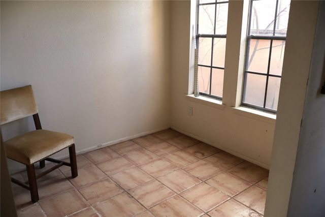 3079 Plaza Blanca Paloma Plaza, Santa Fe, NM 87507