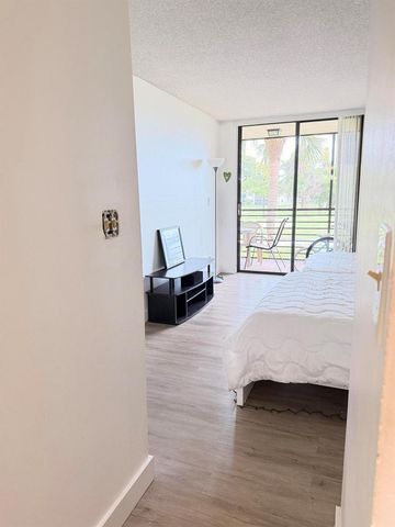 7950 W Mcnab Road 214, Tamarac, FL 33321