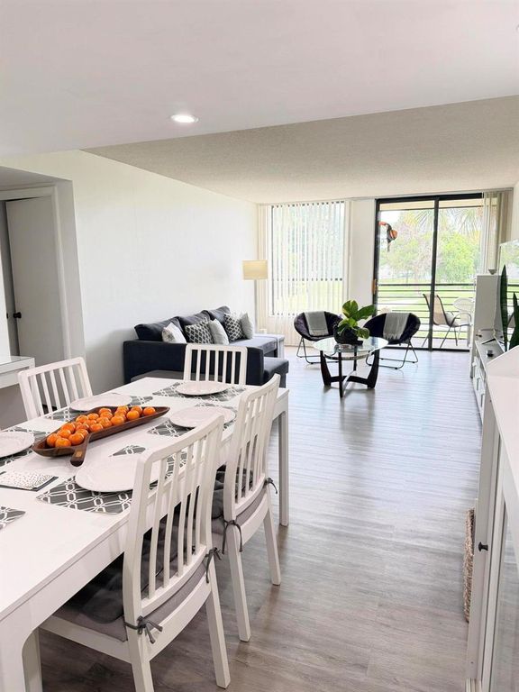 7950 W Mcnab Road 214, Tamarac, FL 33321