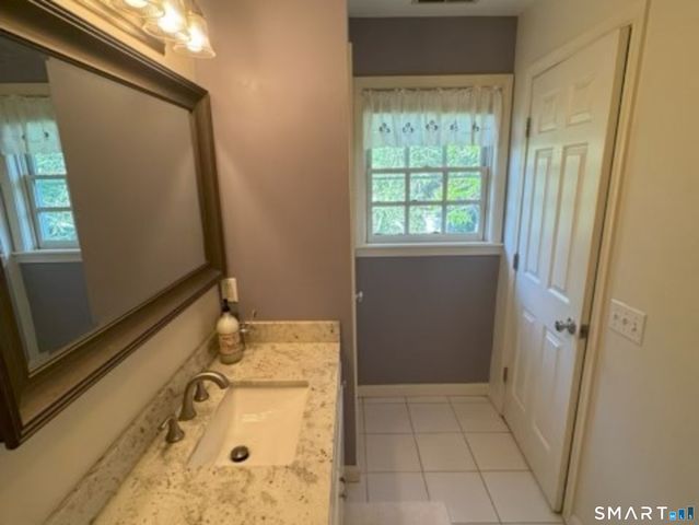 33 Old Field Hill Road 6, Southbury, CT 06488