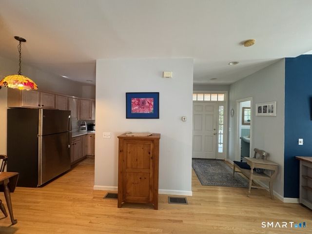 33 Old Field Hill Road 6, Southbury, CT 06488
