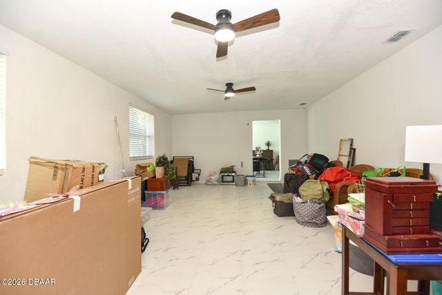 1077 Madison Avenue, Daytona Beach, FL 32114