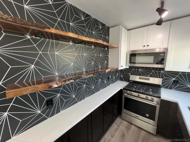 2019 Reed Ave., San Diego, CA 92109