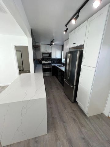2019 Reed Ave., San Diego, CA 92109