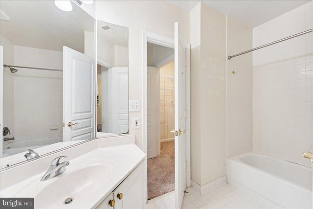 12919 ALTON SQ #116, Herndon, VA 20170