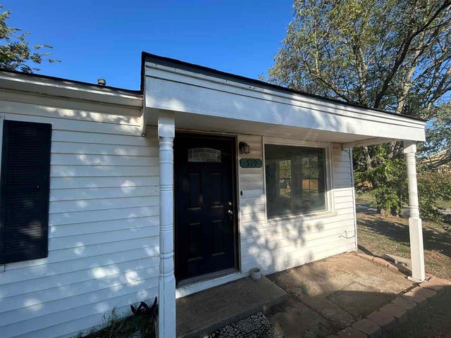 519 G St, Elgin, OK 73538