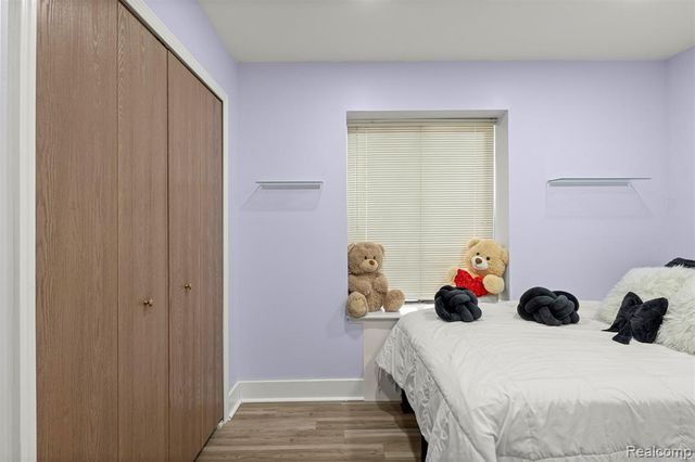 3376 Heritage Parkway, Dearborn, MI 48124