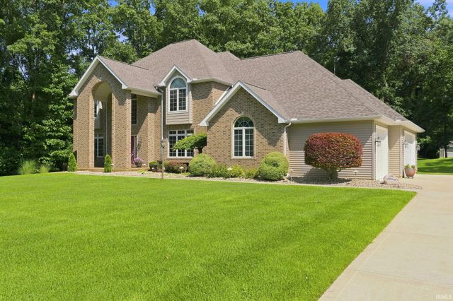 13283 Cedar Creek Drive, Middlebury, IN 46540