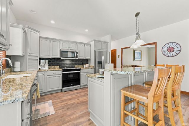 13283 Cedar Creek Drive, Middlebury, IN 46540
