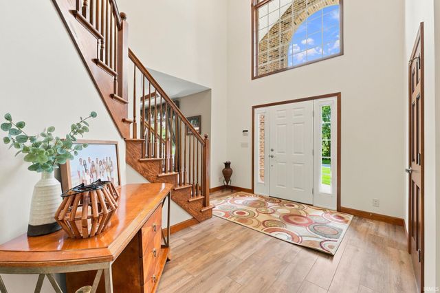 13283 Cedar Creek Drive, Middlebury, IN 46540
